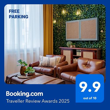Jungle Aesthetics Downtown Apartman Aircon And Garage Parking Budapest Luaran gambar