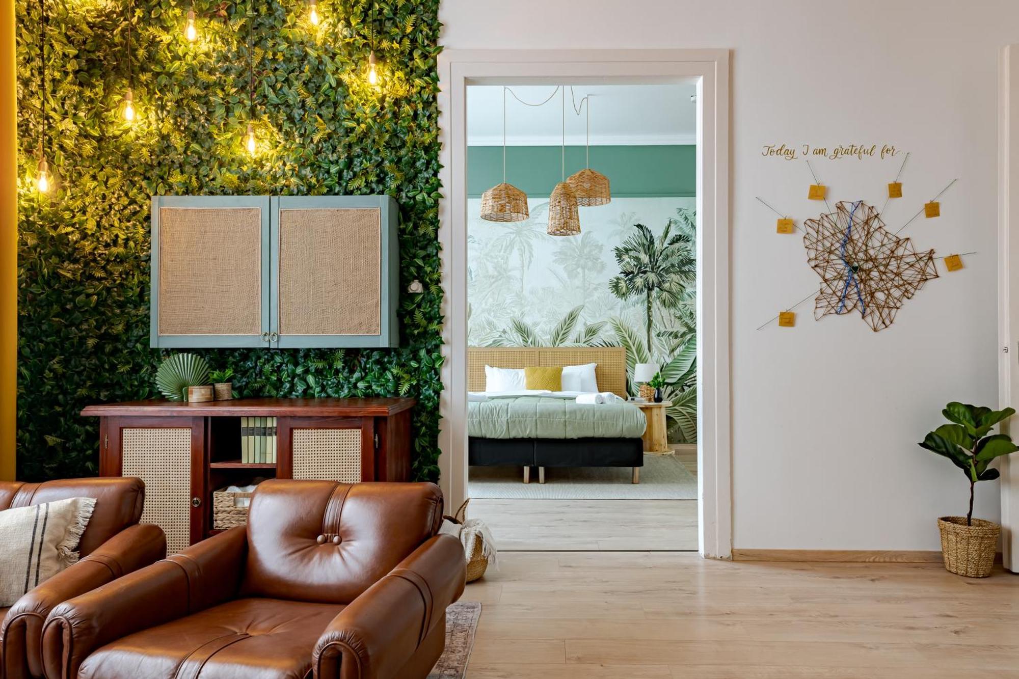 Jungle Aesthetics Downtown Apartman Aircon And Garage Parking Budapest Luaran gambar